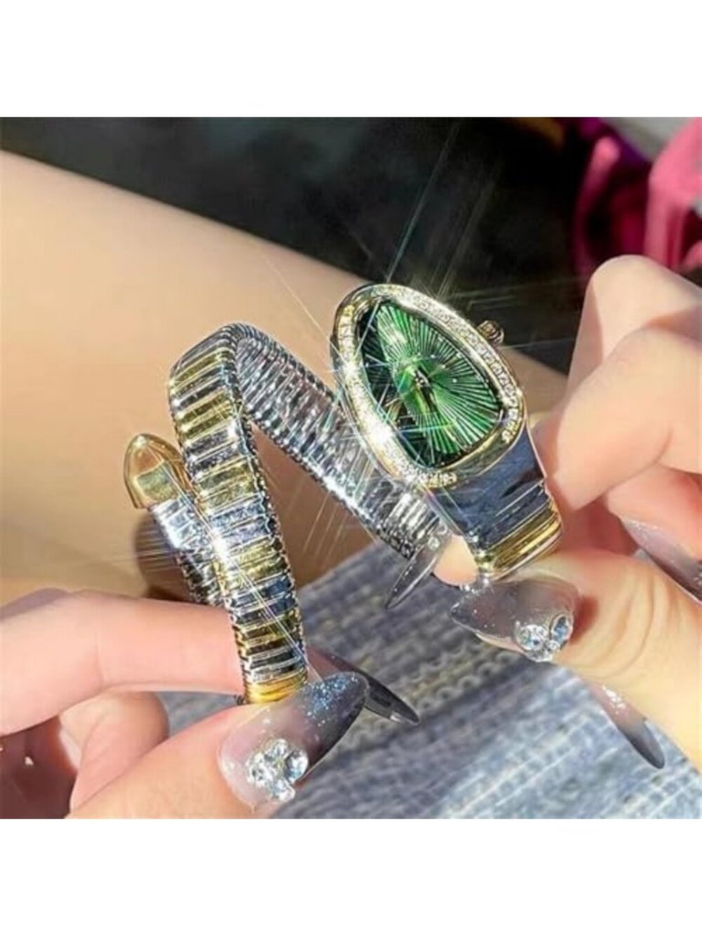 Elegant Women's Quartz Watch with Diamond Accents - Light Luxury Bracelet - Picture 6 of 6